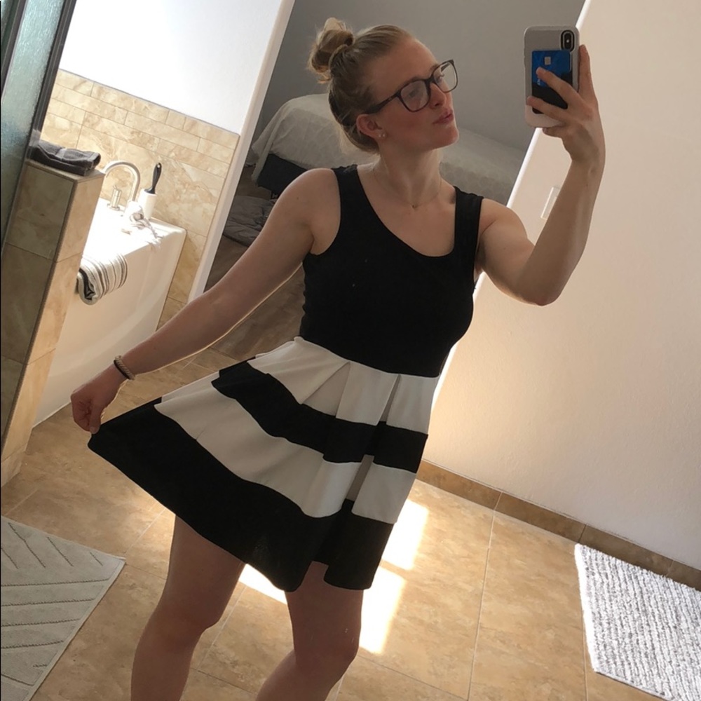Petite black and white teacup dress